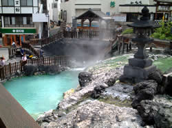 群馬県吾妻郡草津町　[ 草津温泉街 ]